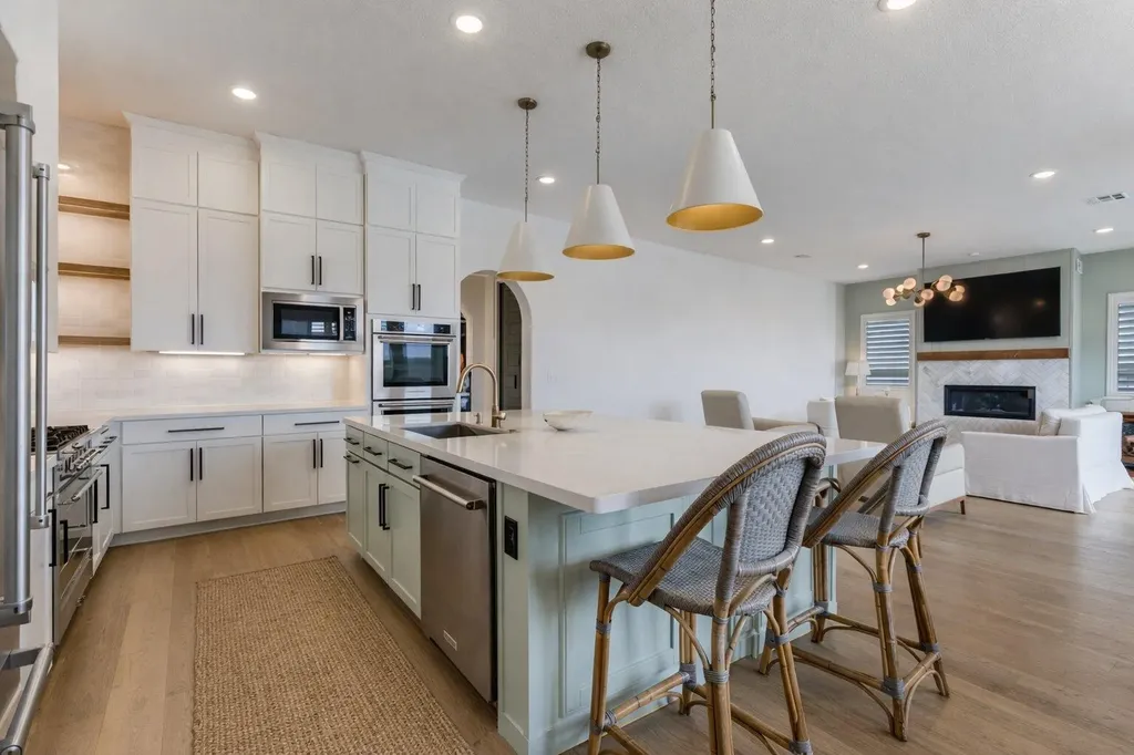 2540 Costa Del Sol Drive Leander TX 78641