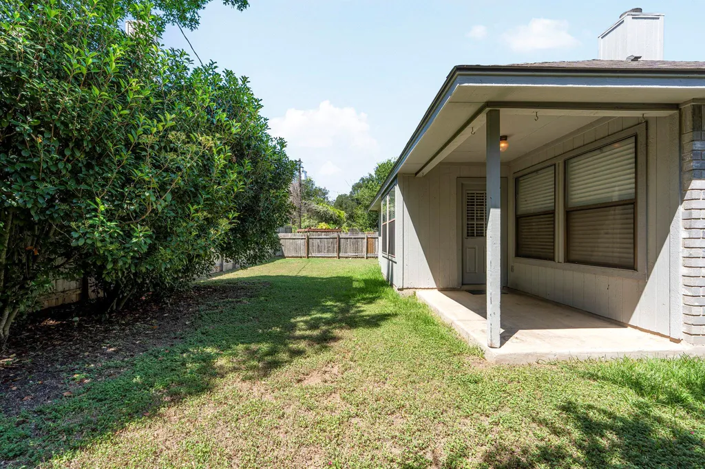 1001 Cedar Falls Street Round Rock TX 78681
