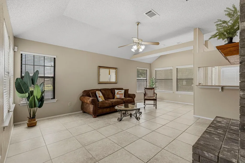 1001 Cedar Falls Street Round Rock TX 78681