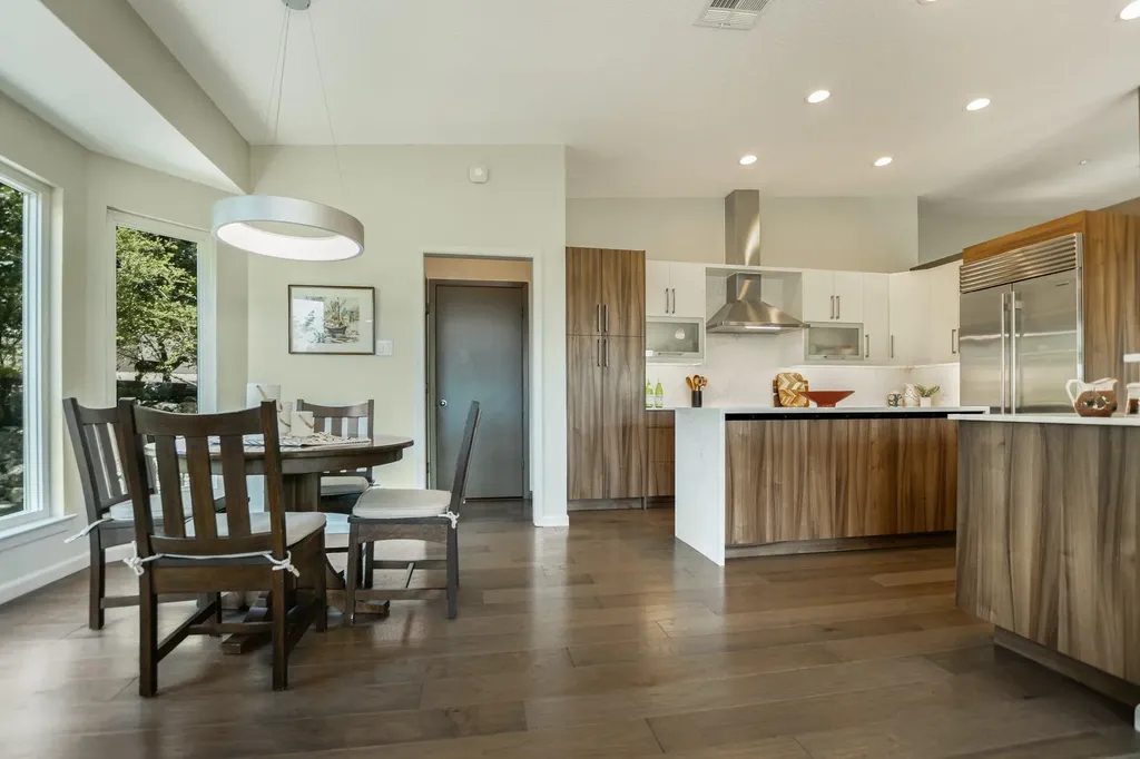 5904 Spartan Cove Austin TX 78759