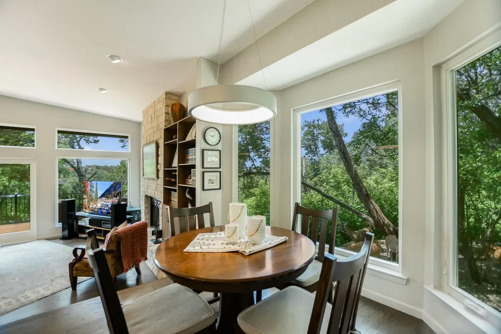 5904 Spartan Cove Austin TX 78759