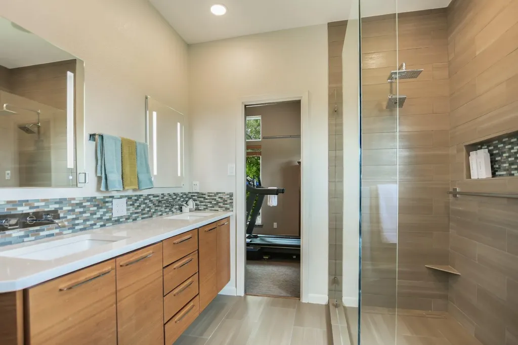 5904 Spartan Cove Austin TX 78759