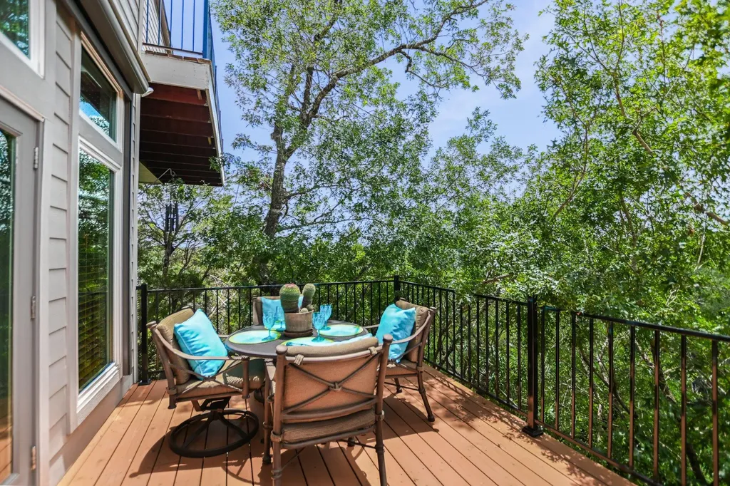 5904 Spartan Cove Austin TX 78759
