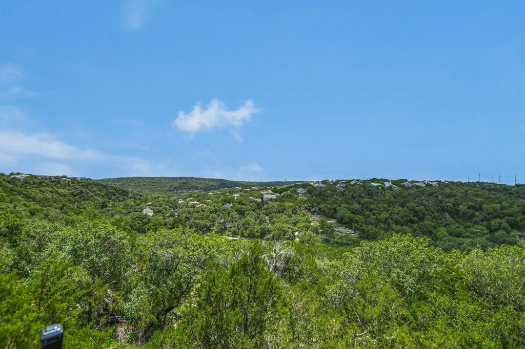5904 Spartan Cove Austin TX 78759