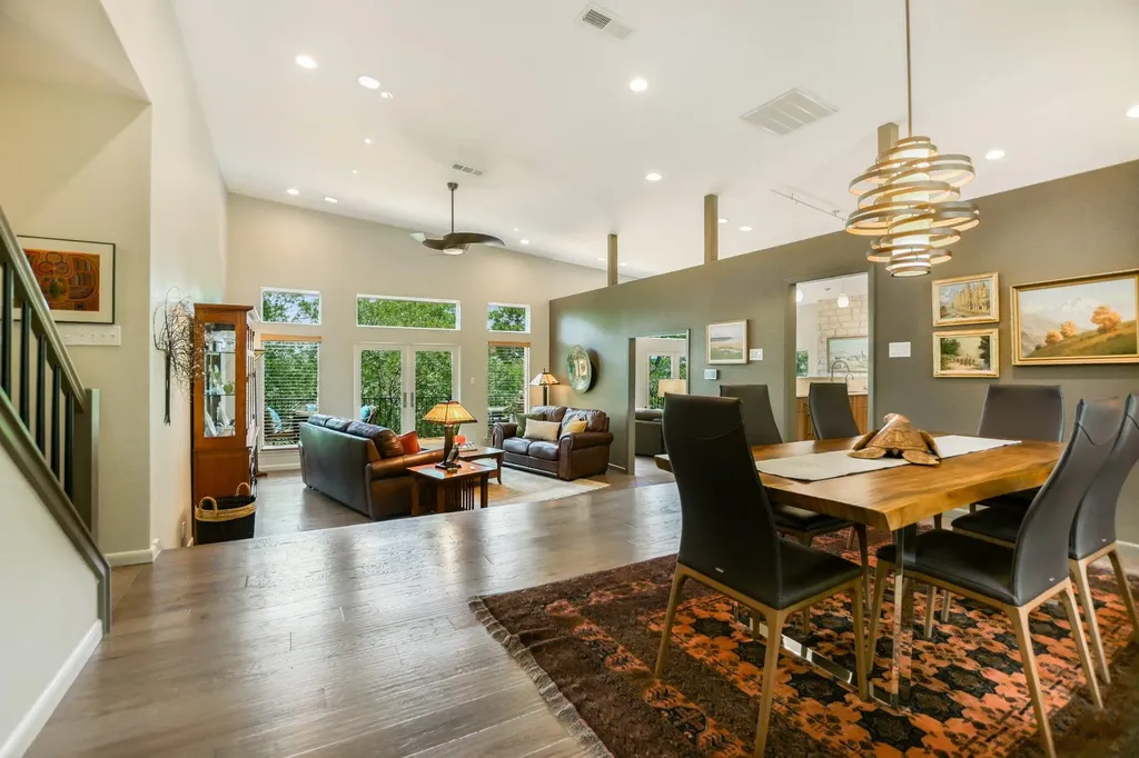 5904 Spartan Cove Austin TX 78759