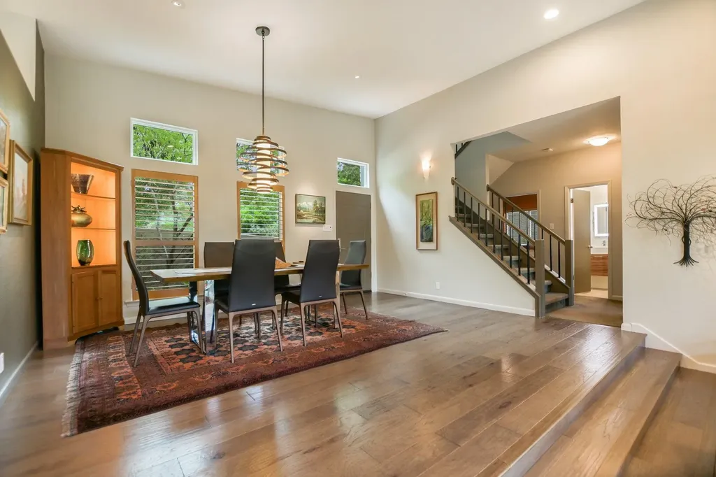 5904 Spartan Cove Austin TX 78759