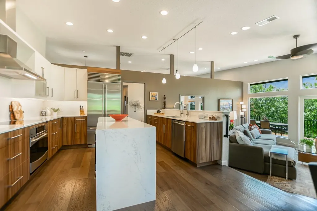5904 Spartan Cove Austin TX 78759