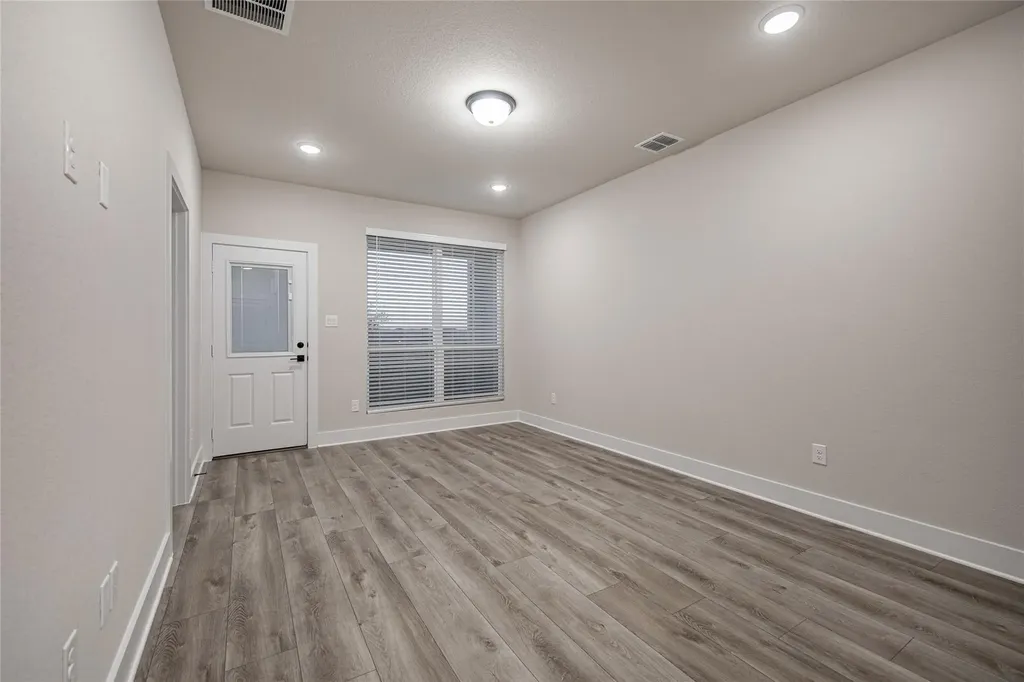 207 Flora Springs Cove Liberty Hill TX 78642