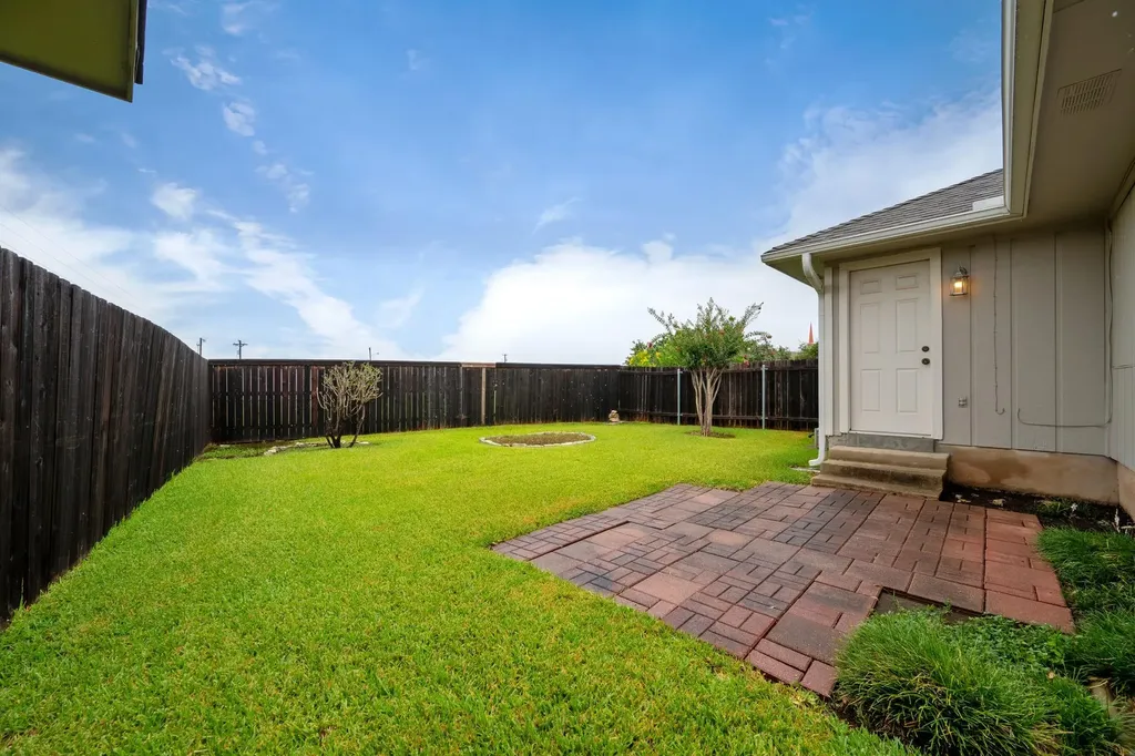 16931 Whitebrush Loop Austin TX 78717