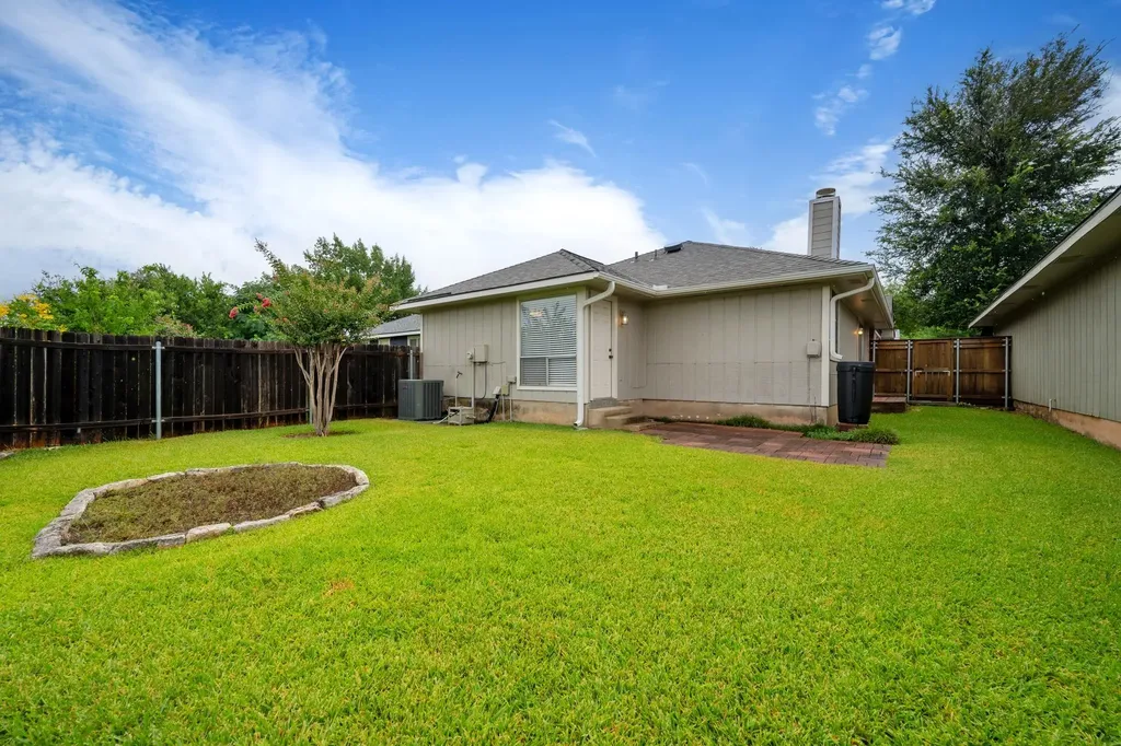 16931 Whitebrush Loop Austin TX 78717