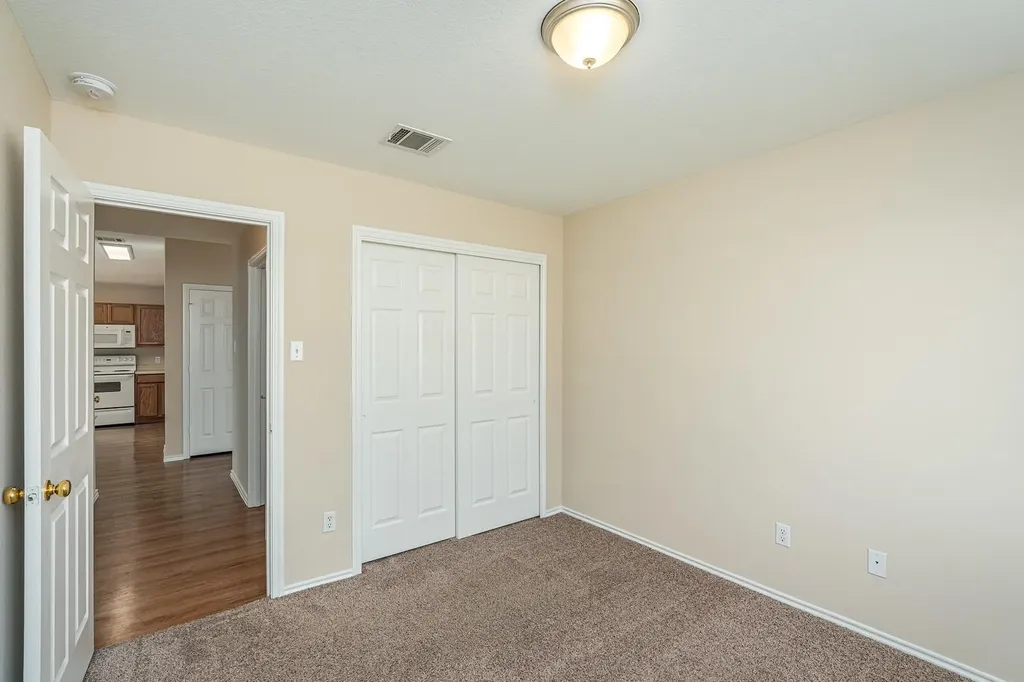 210 Carol Avenue Leander TX 78641