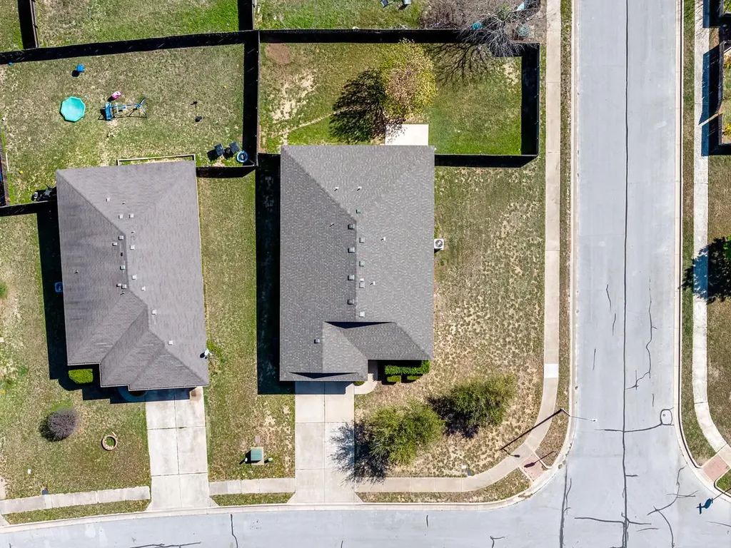 210 Carol Avenue Leander TX 78641
