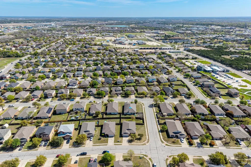 210 Carol Avenue Leander TX 78641