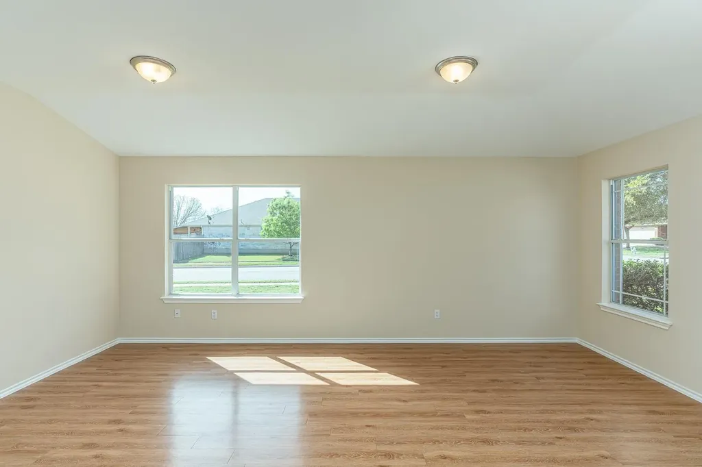 210 Carol Avenue Leander TX 78641