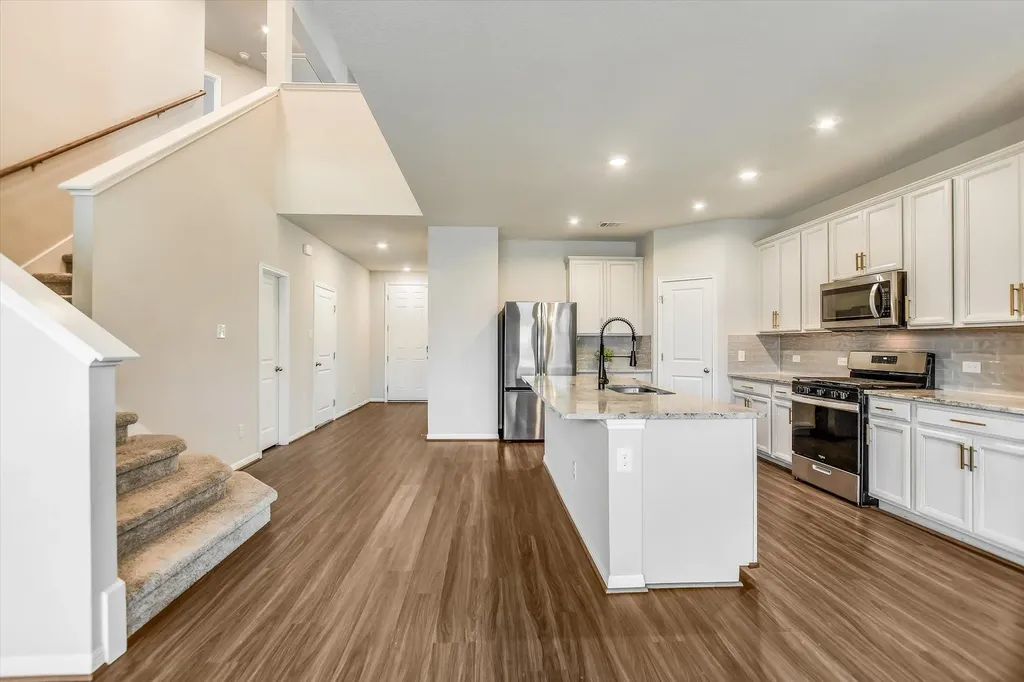 17017 Lathrop Avenue Pflugerville TX 78660