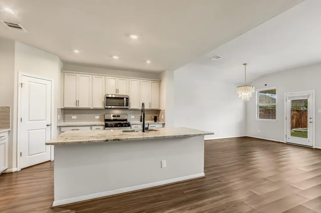17017 Lathrop Avenue Pflugerville TX 78660