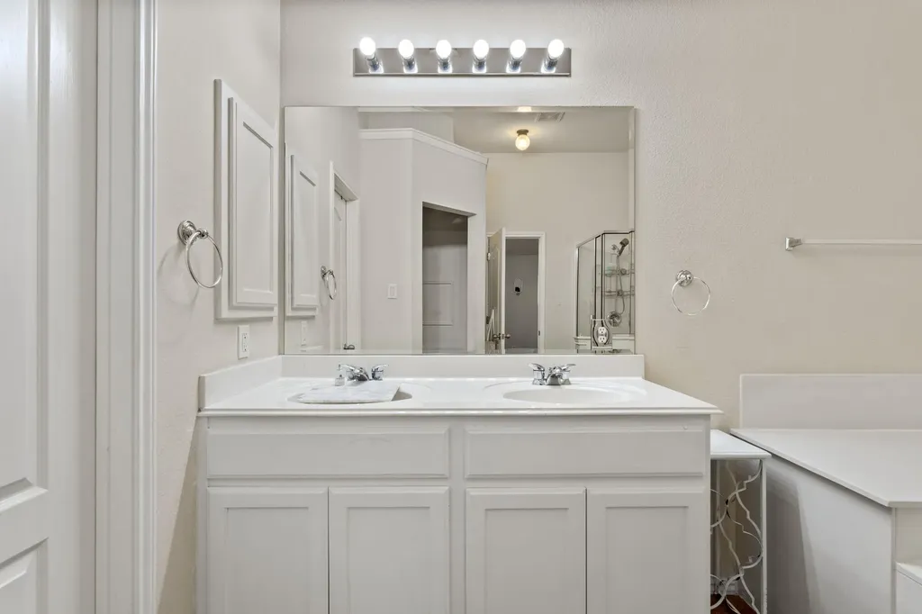 11009 Casitas Drive Austin TX 78717