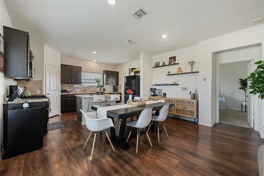 7304 Fall Ray Drive Del Valle TX 78617