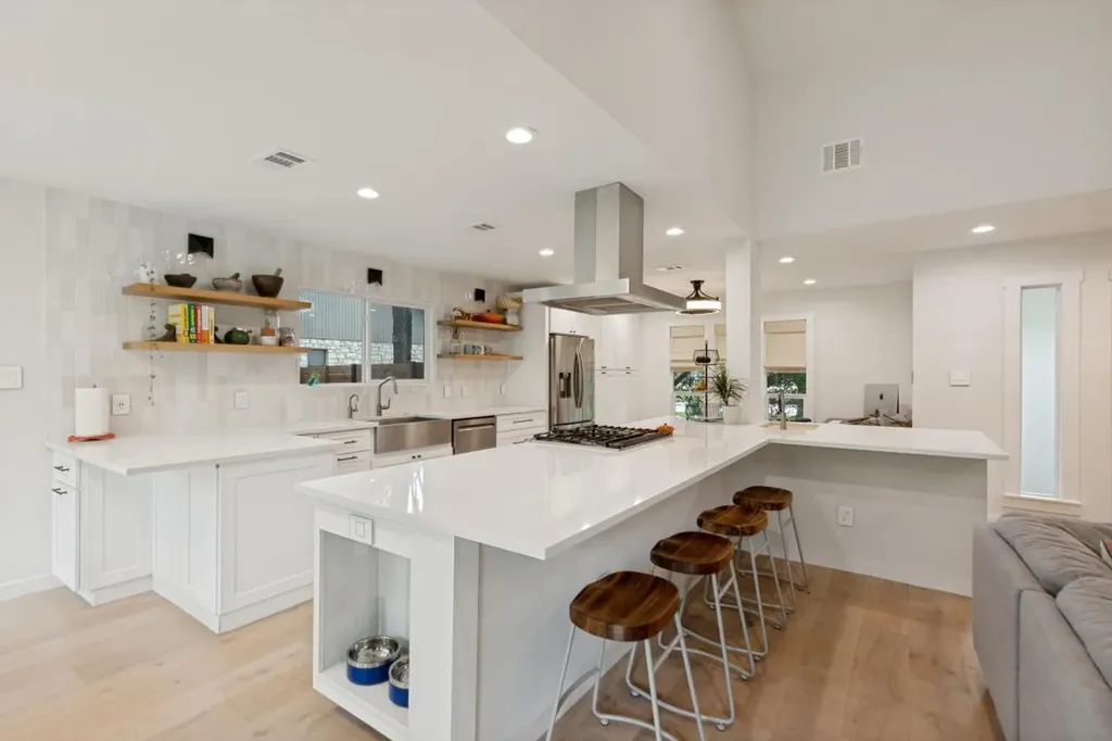 7413 Fireoak Drive Austin TX 78759