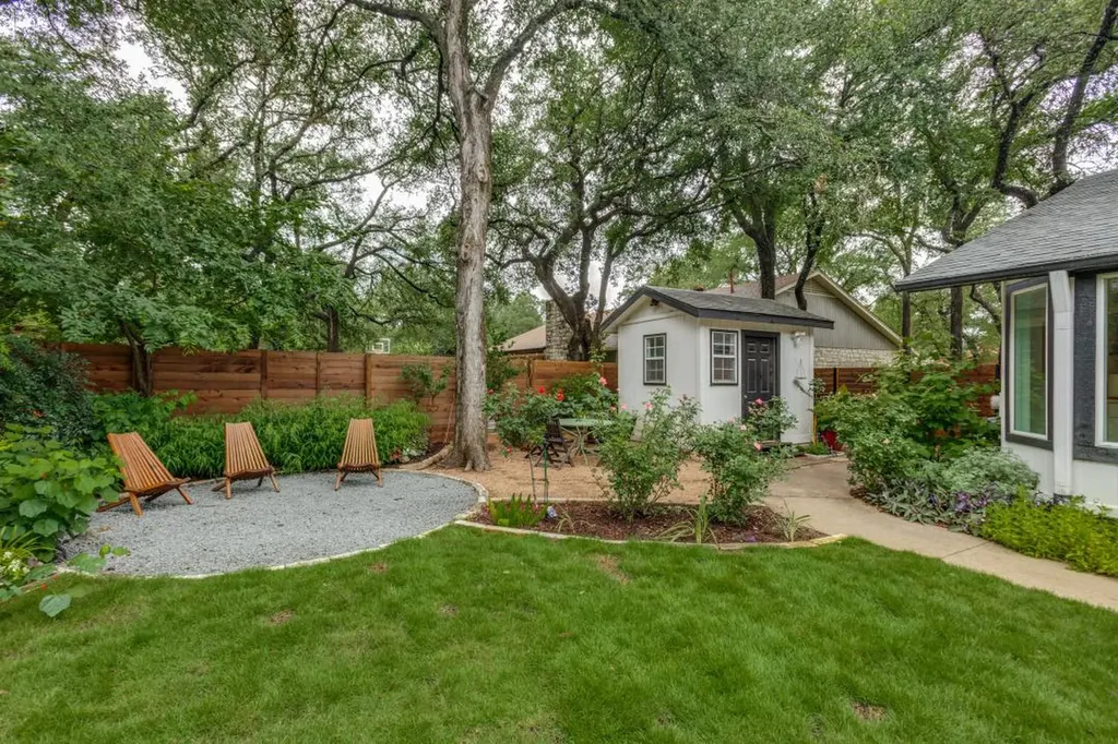 7413 Fireoak Drive Austin TX 78759
