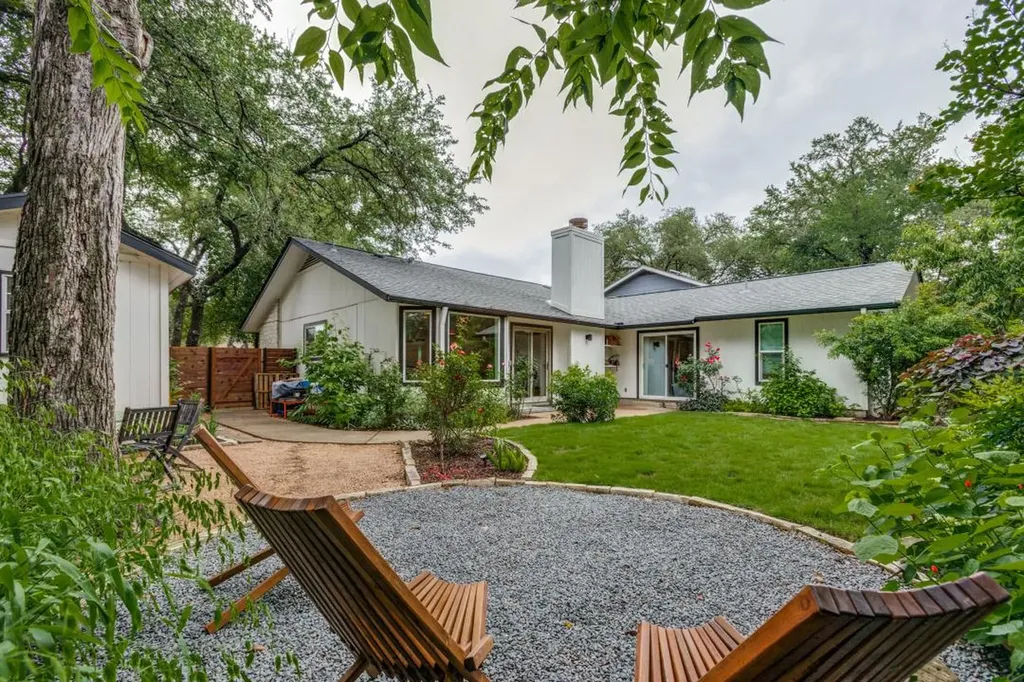 7413 Fireoak Drive Austin TX 78759