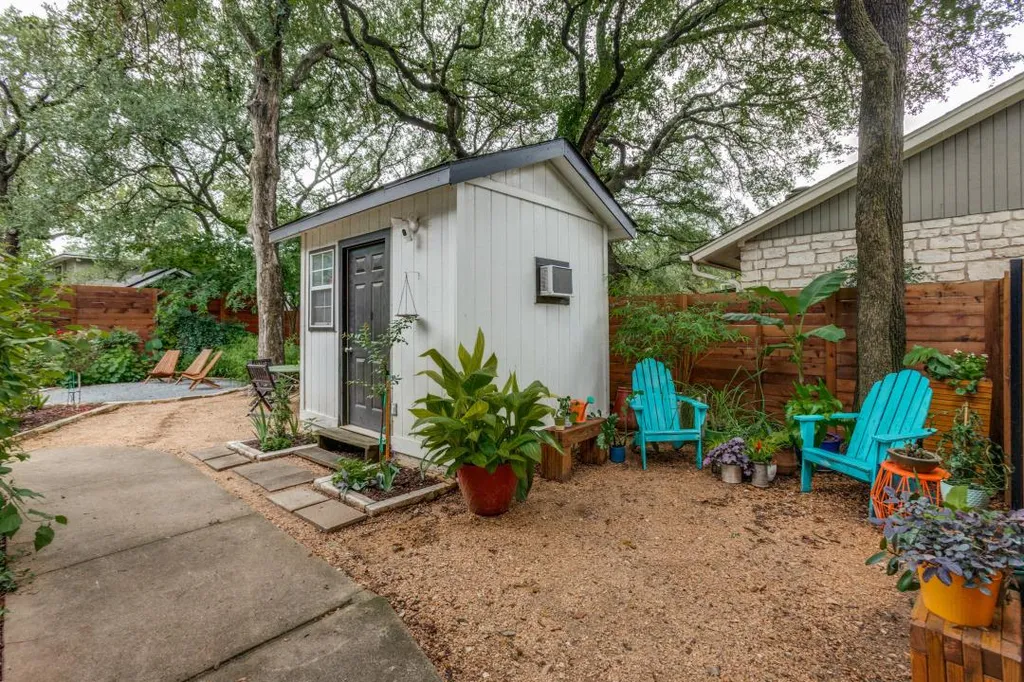 7413 Fireoak Drive Austin TX 78759