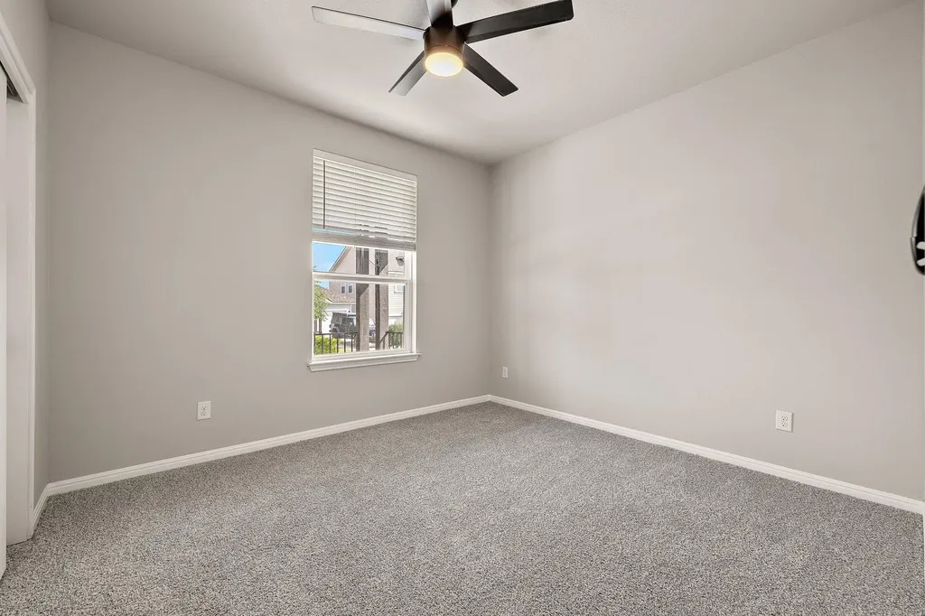 316 E Broade Street Leander TX 78641