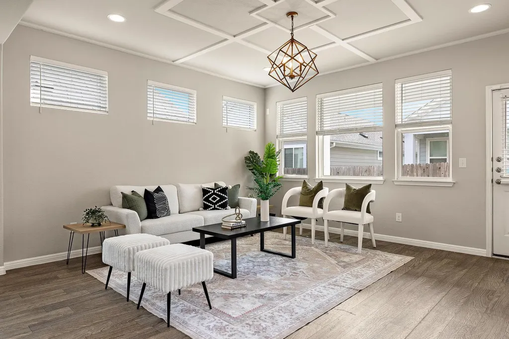 316 E Broade Street Leander TX 78641