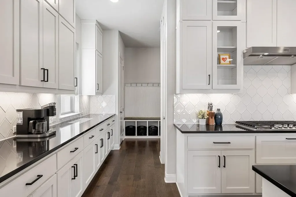 413 Sitlington Lane Austin TX 78738