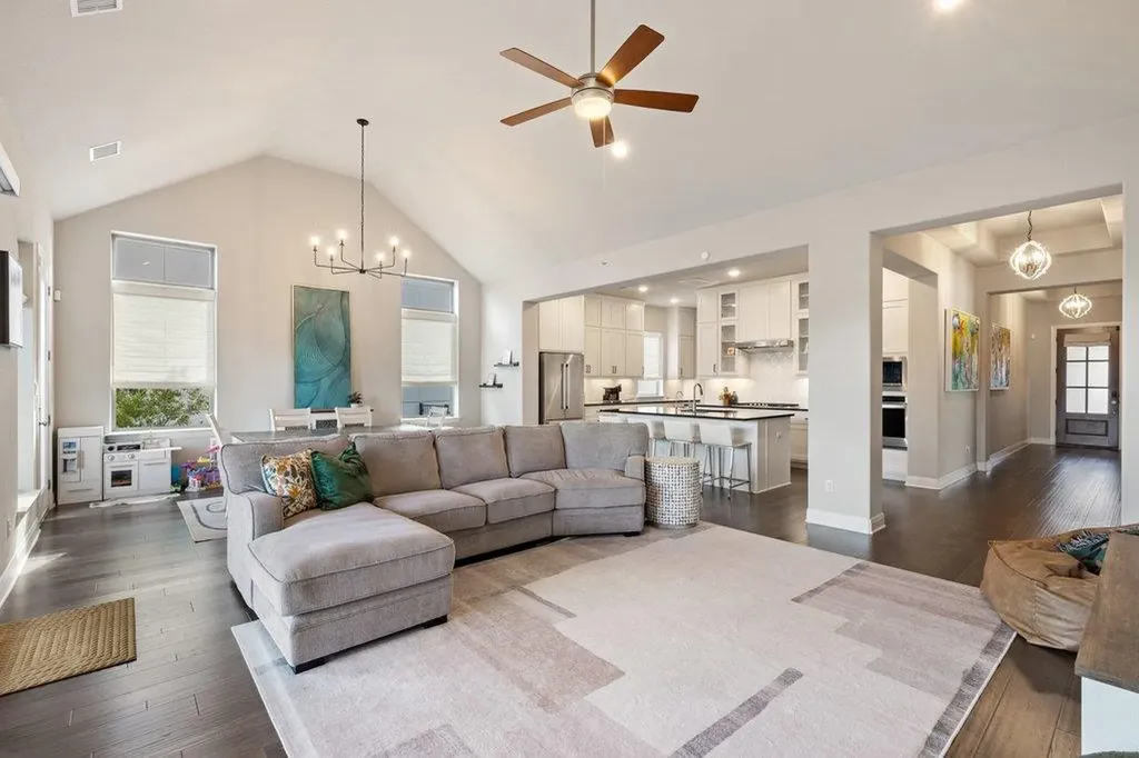 413 Sitlington Lane Austin TX 78738
