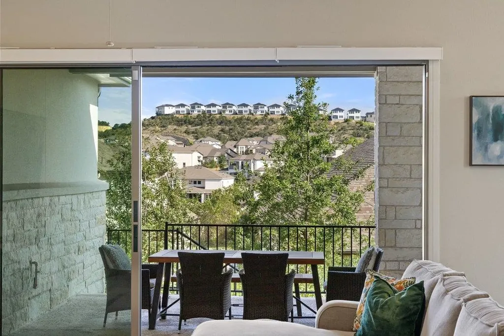 413 Sitlington Lane Austin TX 78738
