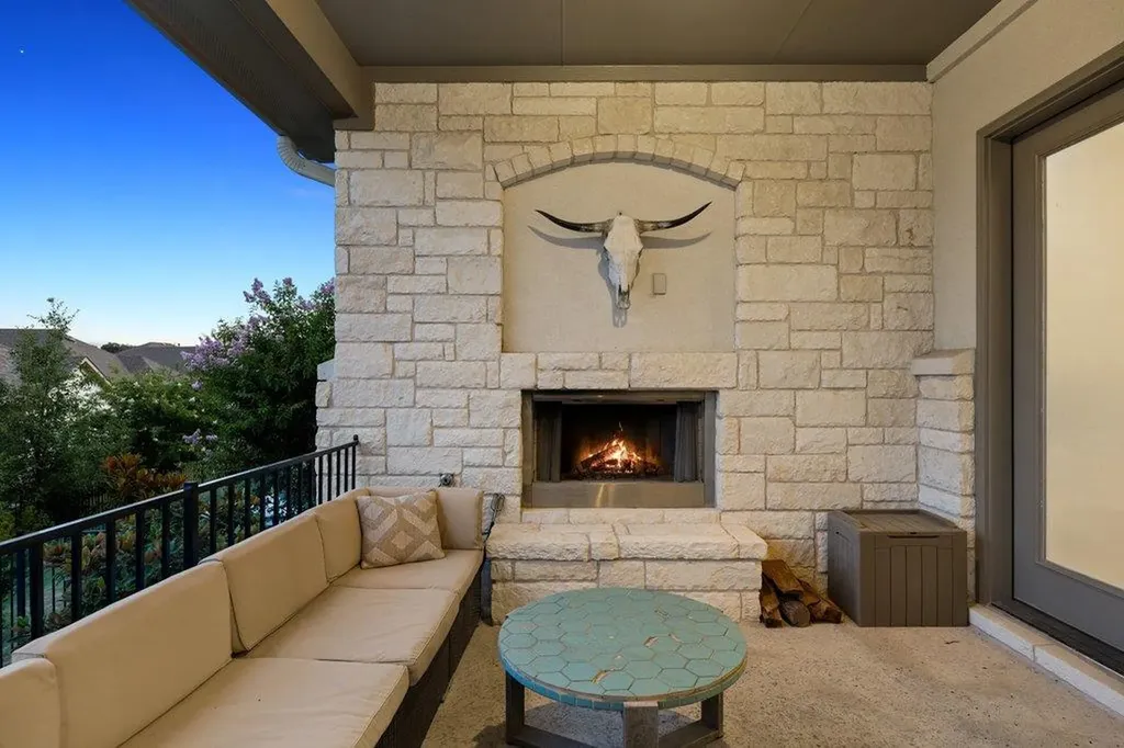 413 Sitlington Lane Austin TX 78738