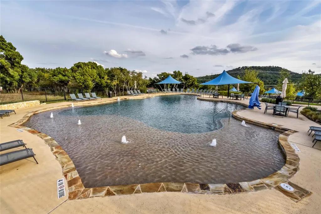 413 Sitlington Lane Austin TX 78738