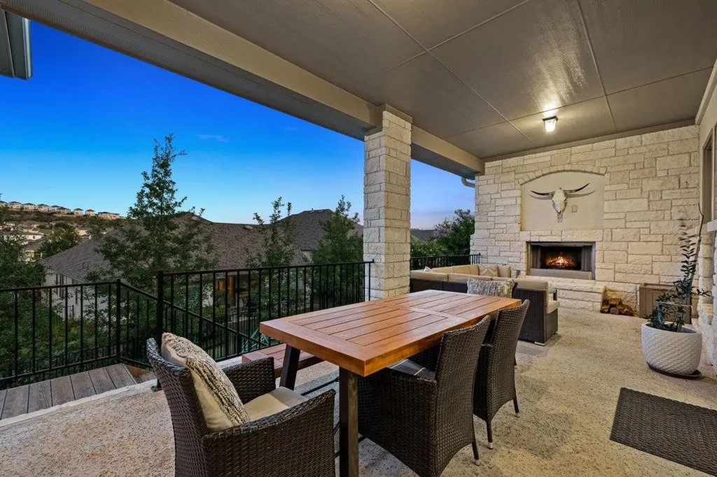 413 Sitlington Lane Austin TX 78738