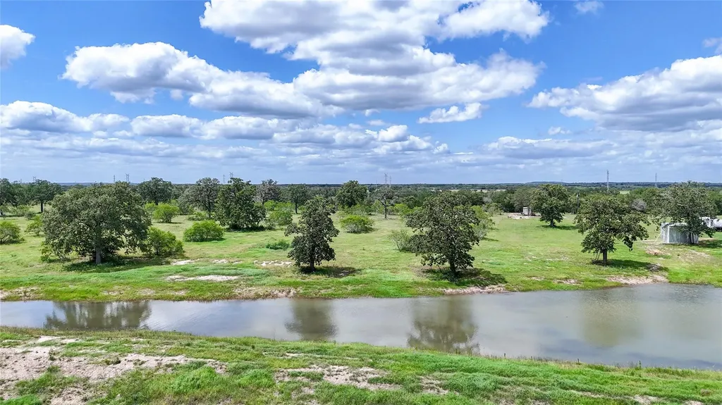 Lot 9 Zack Lane Smithville TX 78957