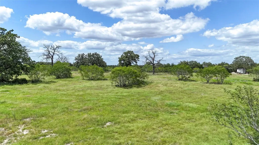 Lot 9 Zack Lane Smithville TX 78957
