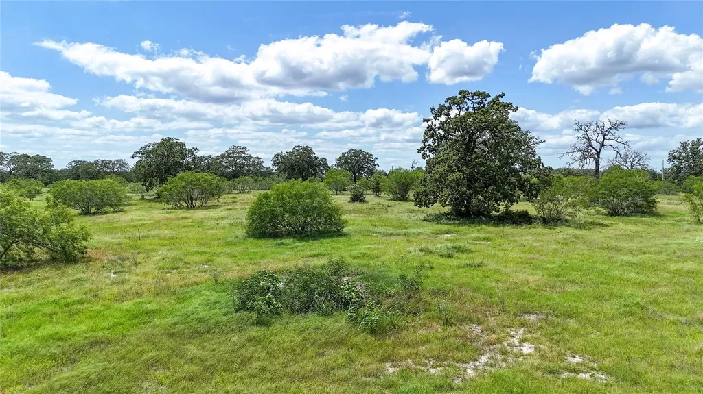 Lot 9 Zack Lane Smithville TX 78957