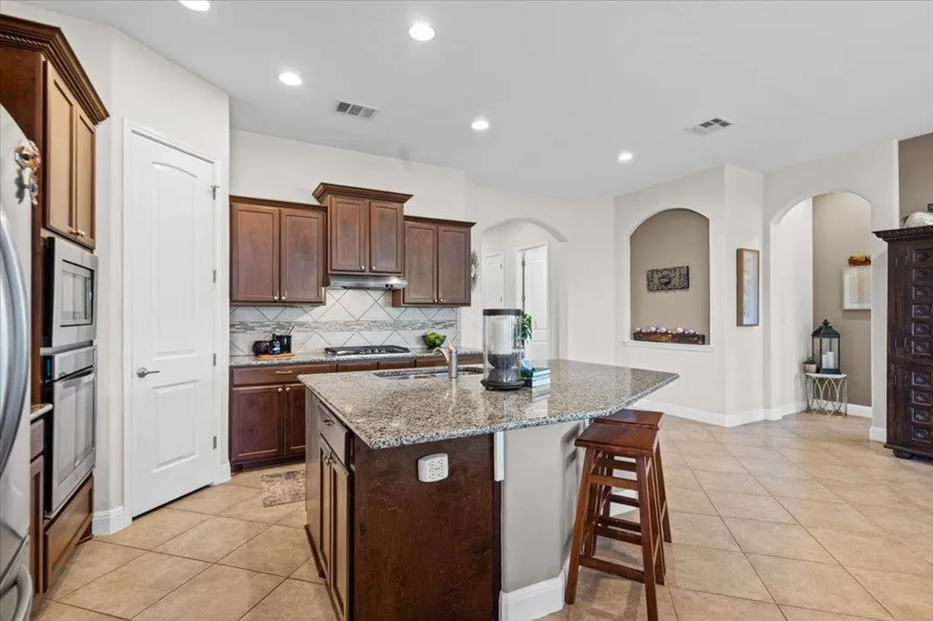 12517 Black Hills Drive Austin TX 78748