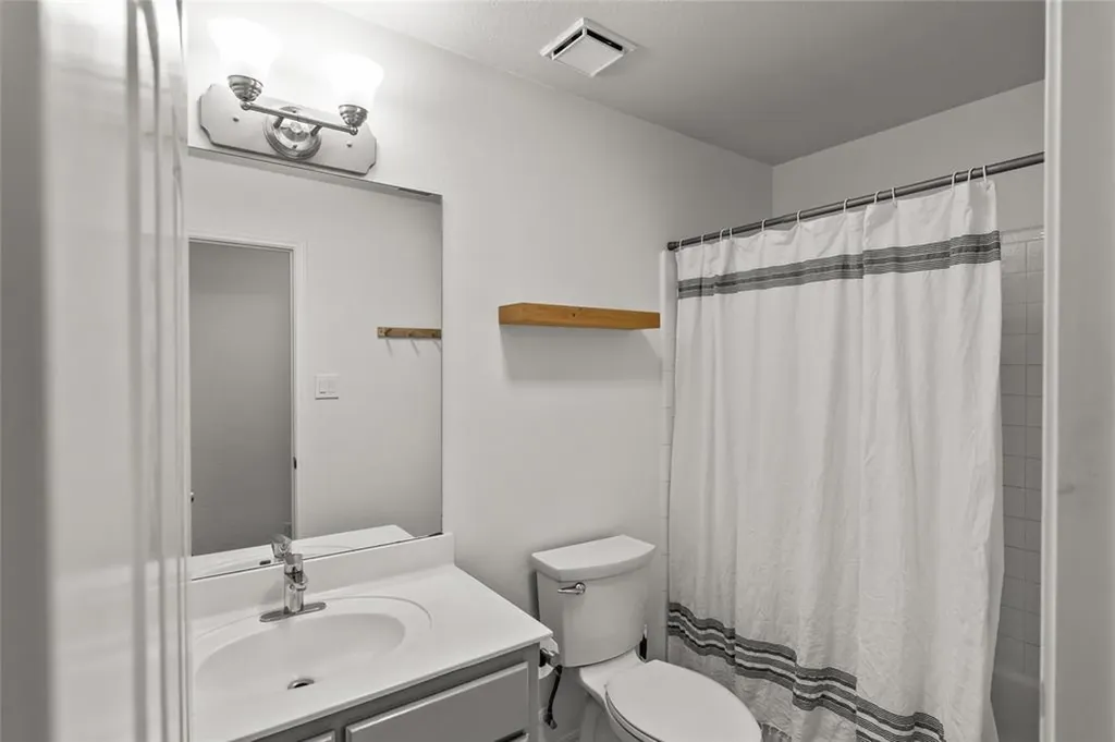 3901 Caney Creek Road Austin TX 78732