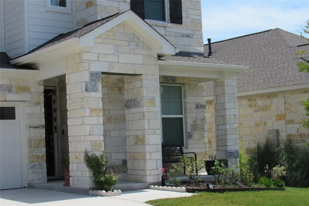4337 Chapel Hill Street Round Rock TX 78626