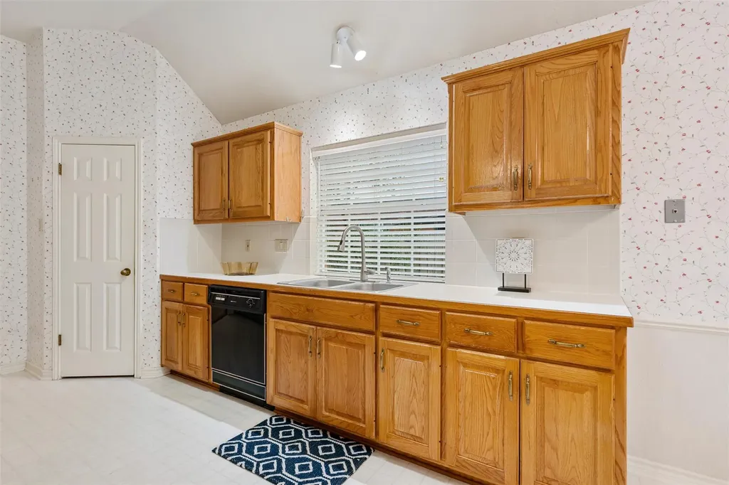 10312 Wolftrap Drive Austin TX 78749