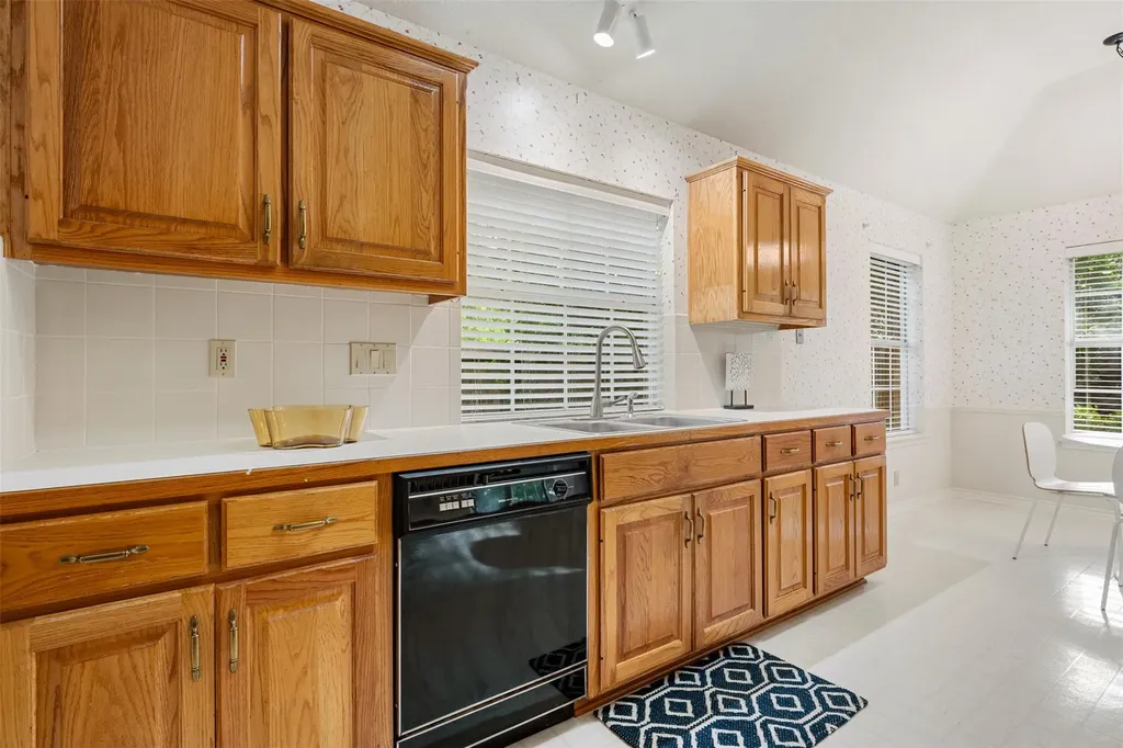 10312 Wolftrap Drive Austin TX 78749