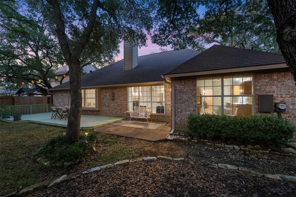 10312 Wolftrap Drive Austin TX 78749