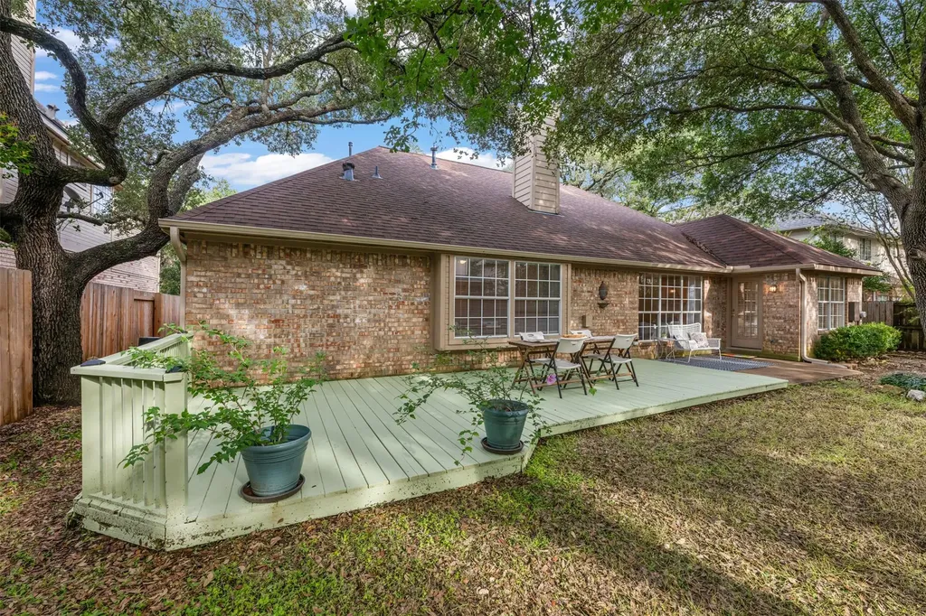 10312 Wolftrap Drive Austin TX 78749