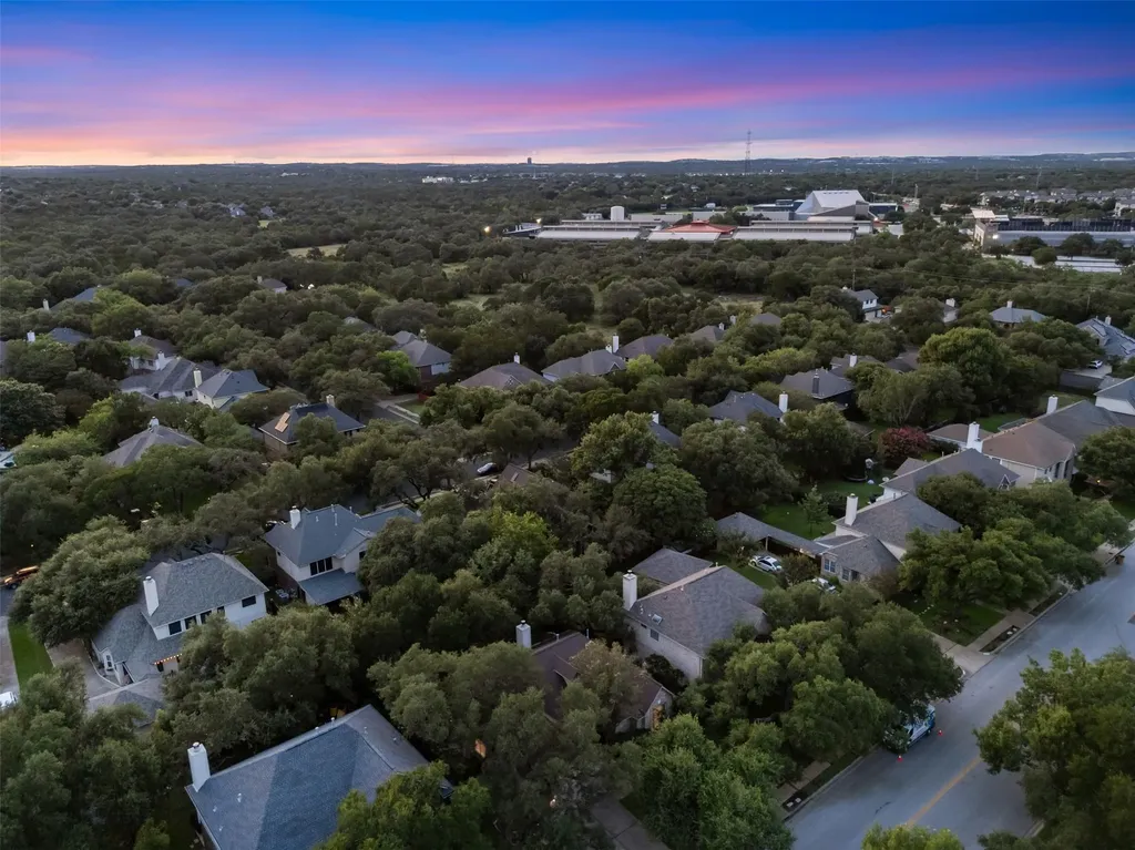 10312 Wolftrap Drive Austin TX 78749