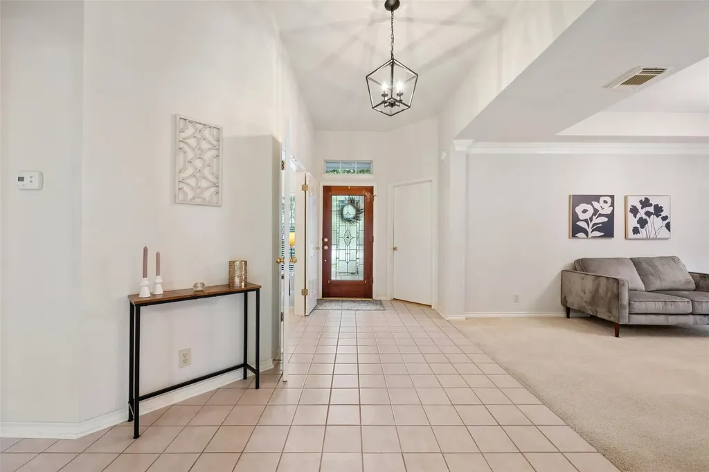 10312 Wolftrap Drive Austin TX 78749