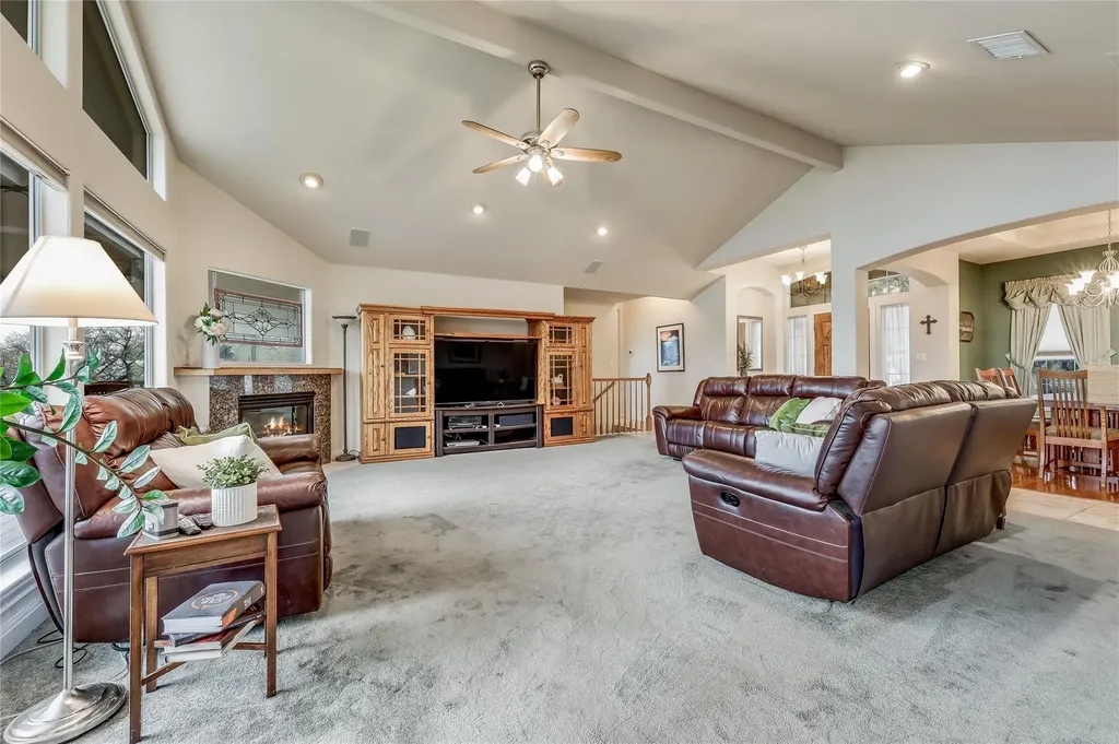 20711 Henry Avenue Lago Vista TX 78645