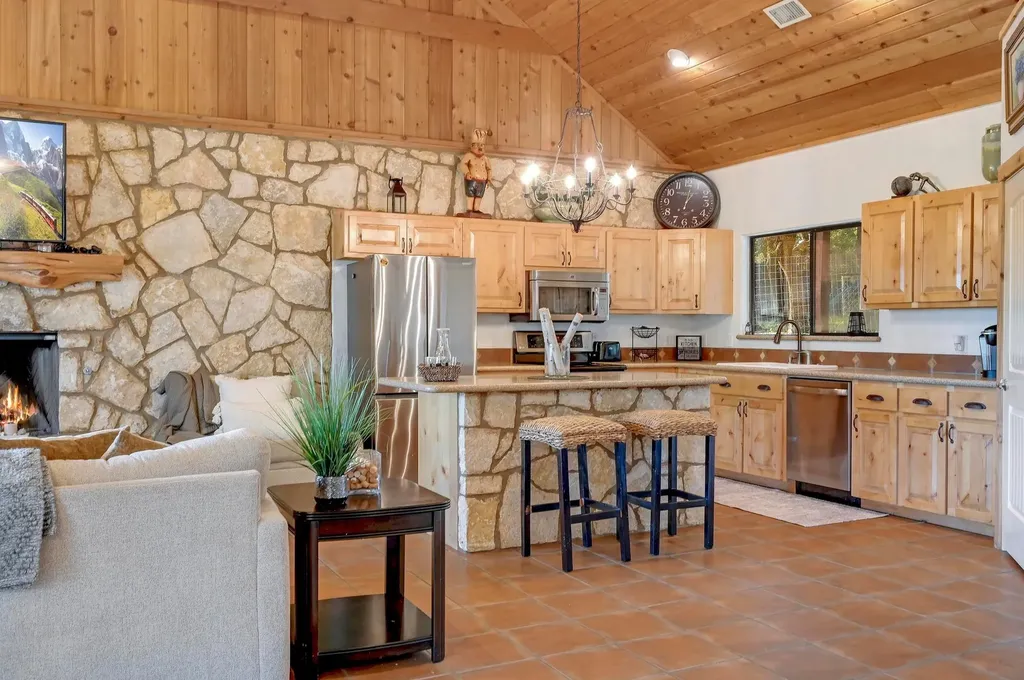 401 Madrone Canyon Drive Dripping Springs TX 78620