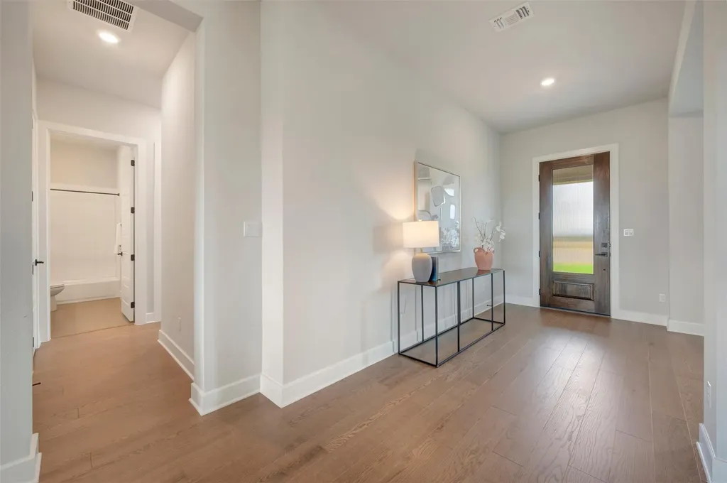 2824 Redwood Grove Leander TX 78641