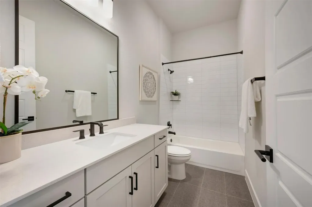 2824 Redwood Grove Leander TX 78641